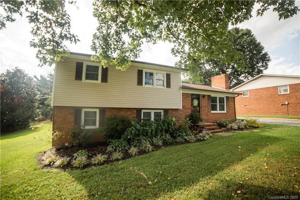 42811 Pine Acres Road - Photo 1