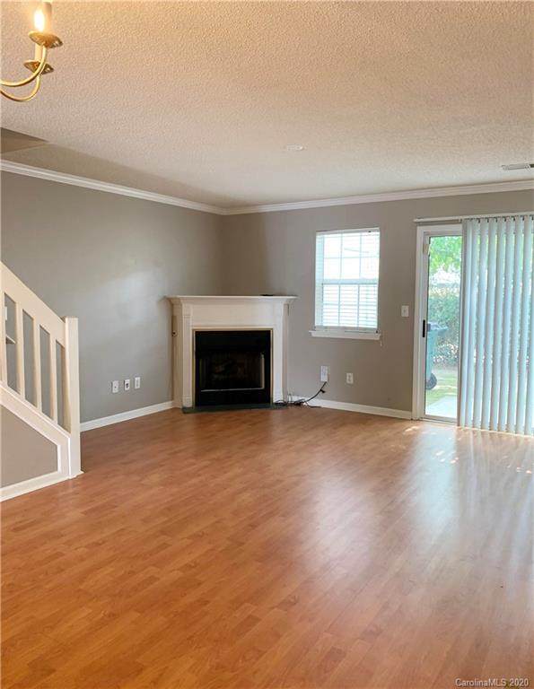13612 Meade Glen Court - Photo 1