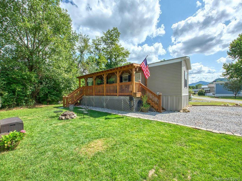 101 Pike Point - Photo 1