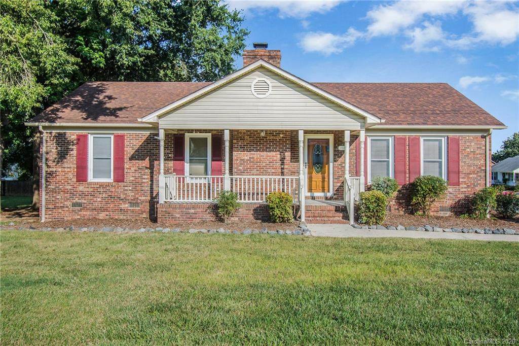 1422 Midlake Avenue - Photo 1
