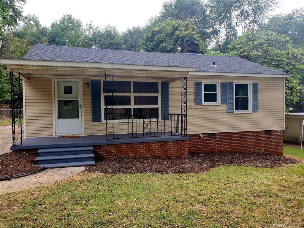 1306 Kings Road - Photo 1