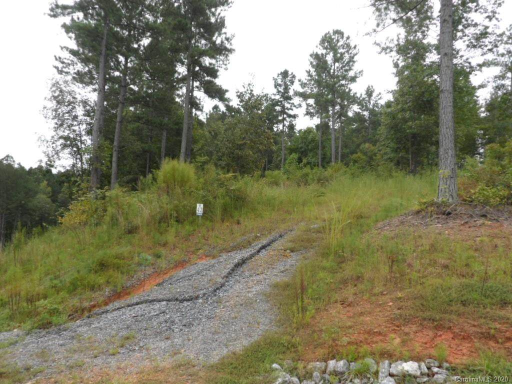 1747 Lake Vista Drive - Photo 1