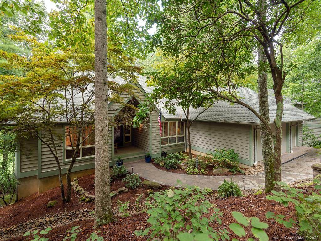 221 Fern Creek Drive - Photo 1
