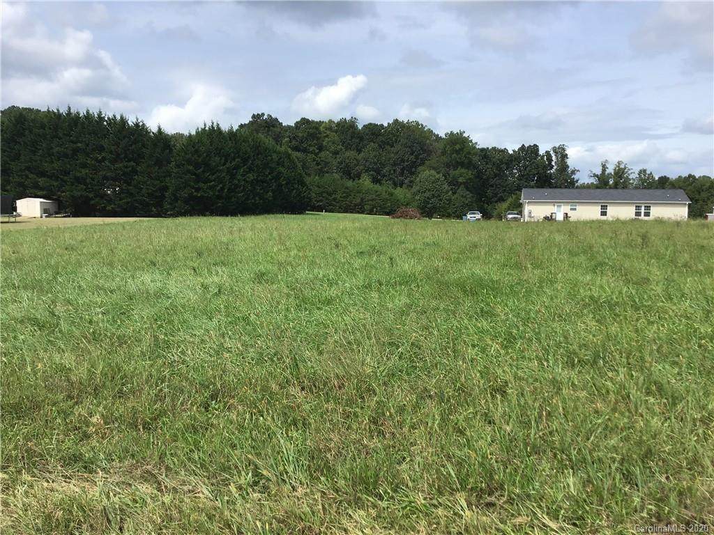 002 Drumstand Road - Photo 1
