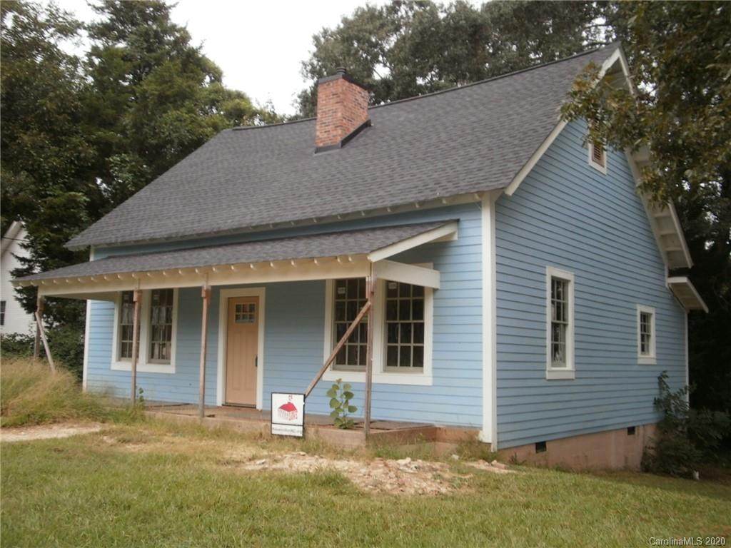 902 2nd Avenue - Photo 1