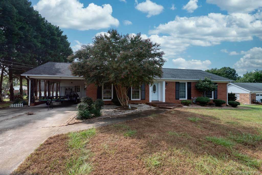 43 Starmount Lane - Photo 1
