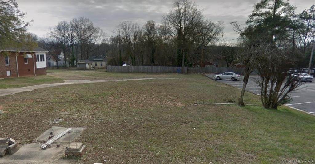 707 Mountain Street - Photo 1