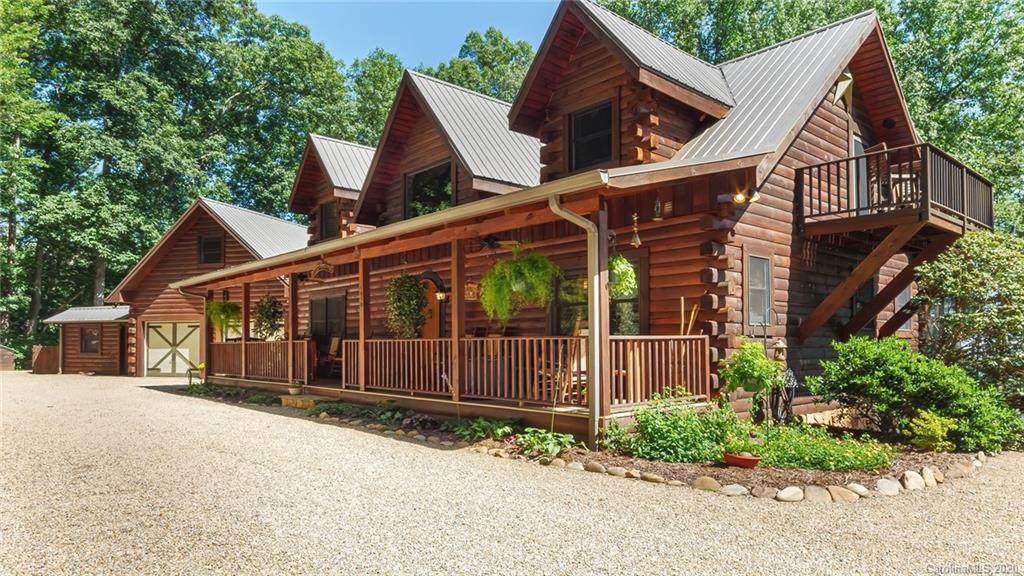 1050 Hemlock Trail - Photo 1