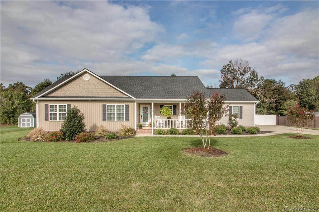 138 Lonehart Lane - Photo 1