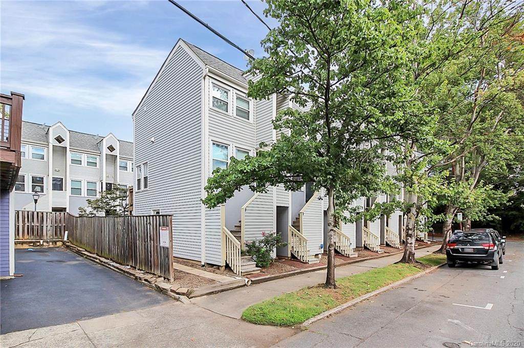 721 Poplar Street - Photo 1