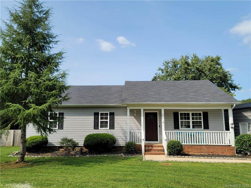 723 Station Drive - Photo 1