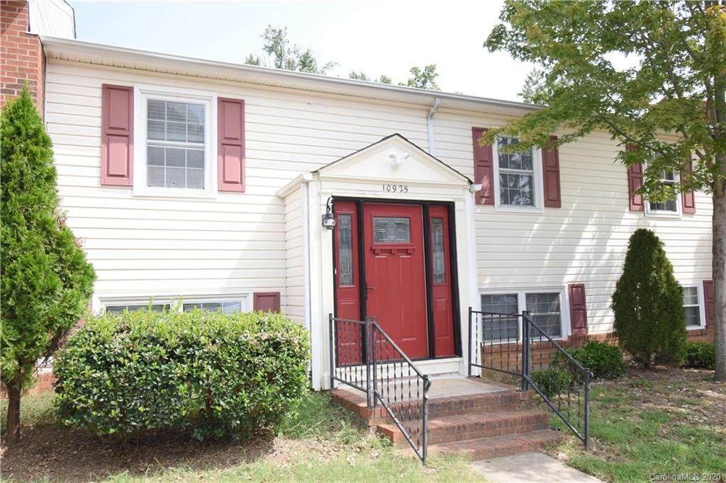 10925 Hunter Trail Lane - Photo 1
