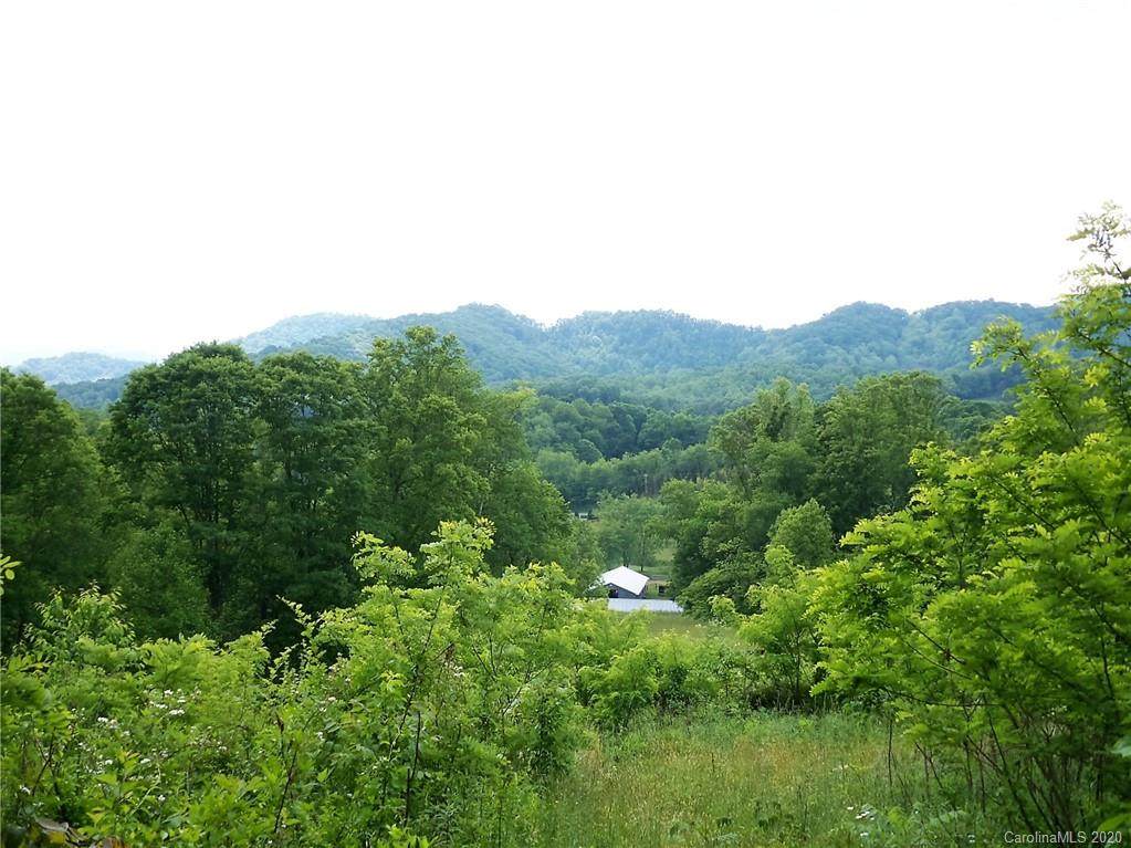 16 Hunters Ridge Road - Photo 1
