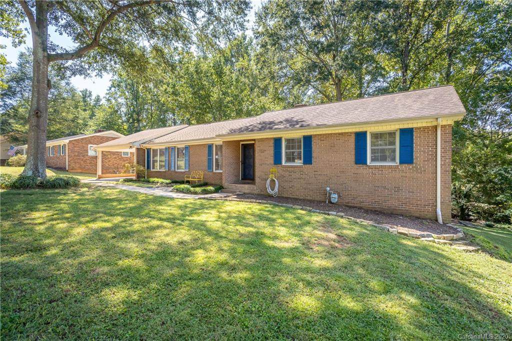 819 Waters Street - Photo 1