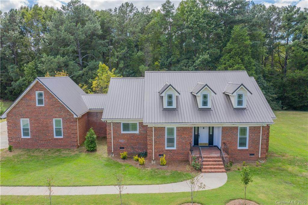 457 Cottonfield Circle - Photo 1