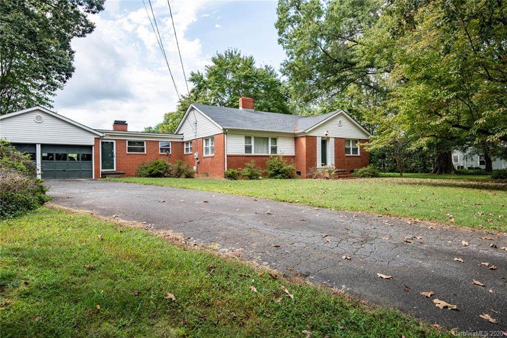 640 Enola Road - Photo 1