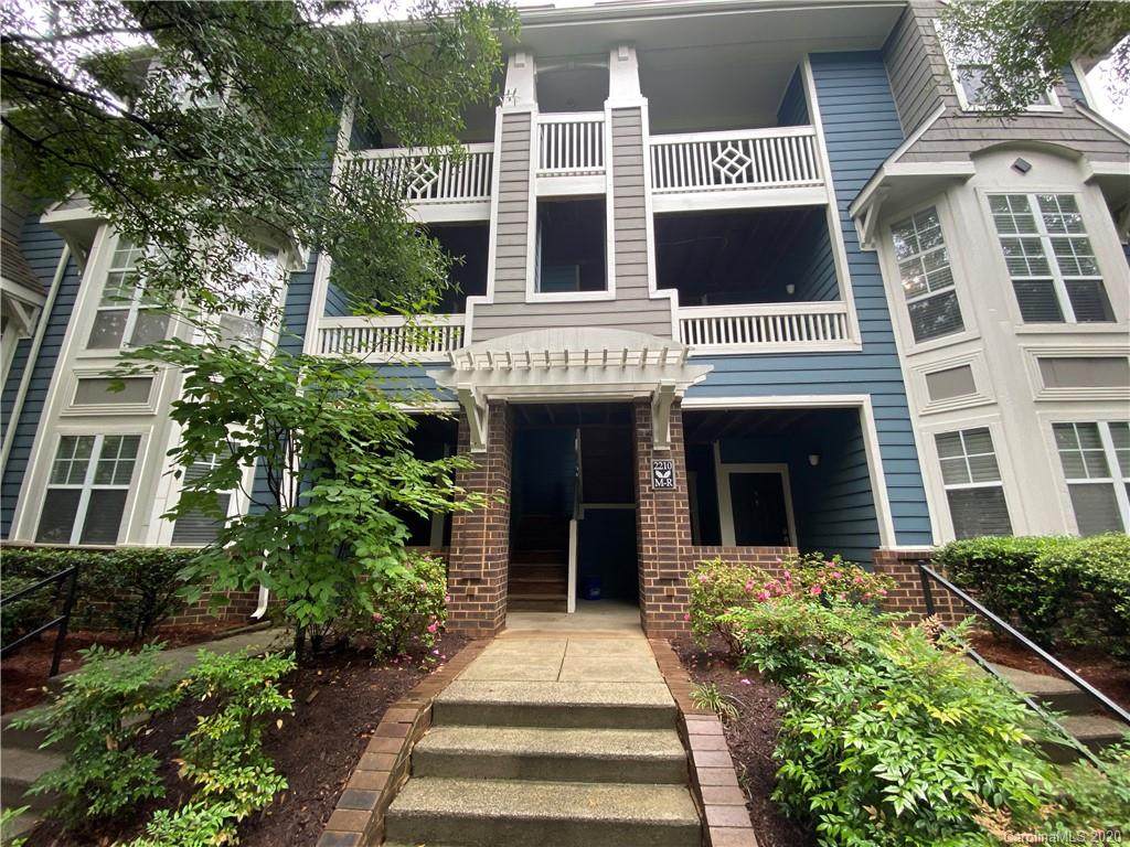 2210 Sumner Green Avenue - Photo 1