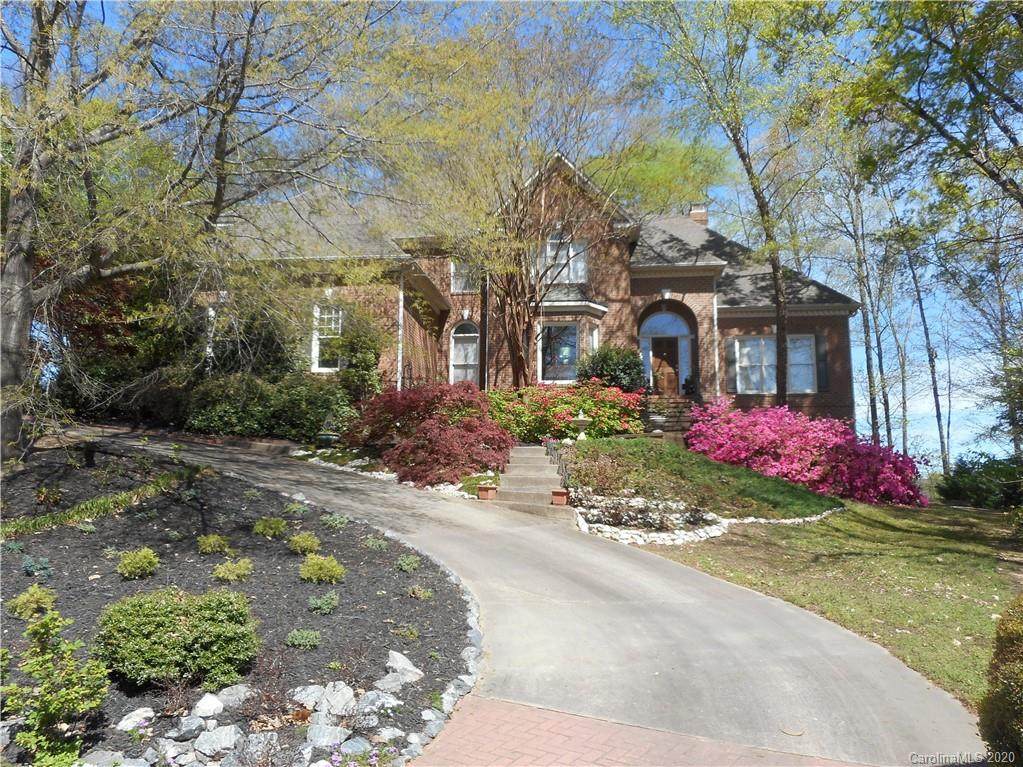 865 Kings Crossing Drive - Photo 1