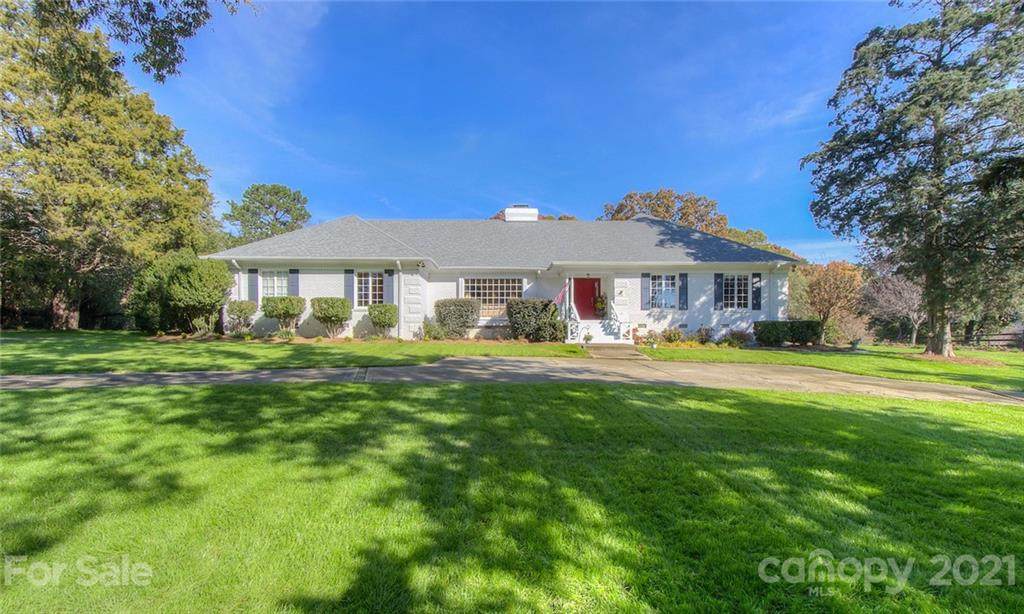 6955 Old Providence Road - Photo 1