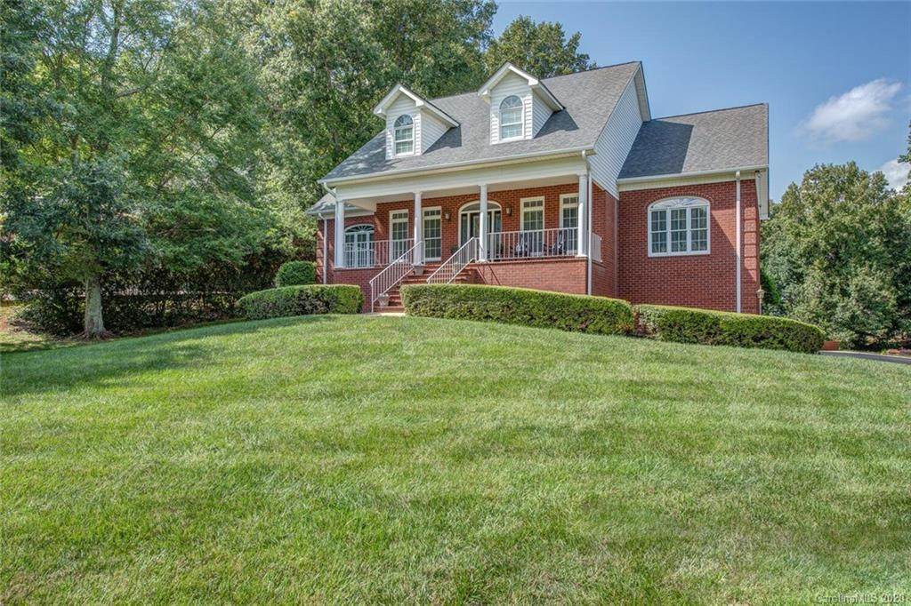 205 Hickory Lane Drive - Photo 1