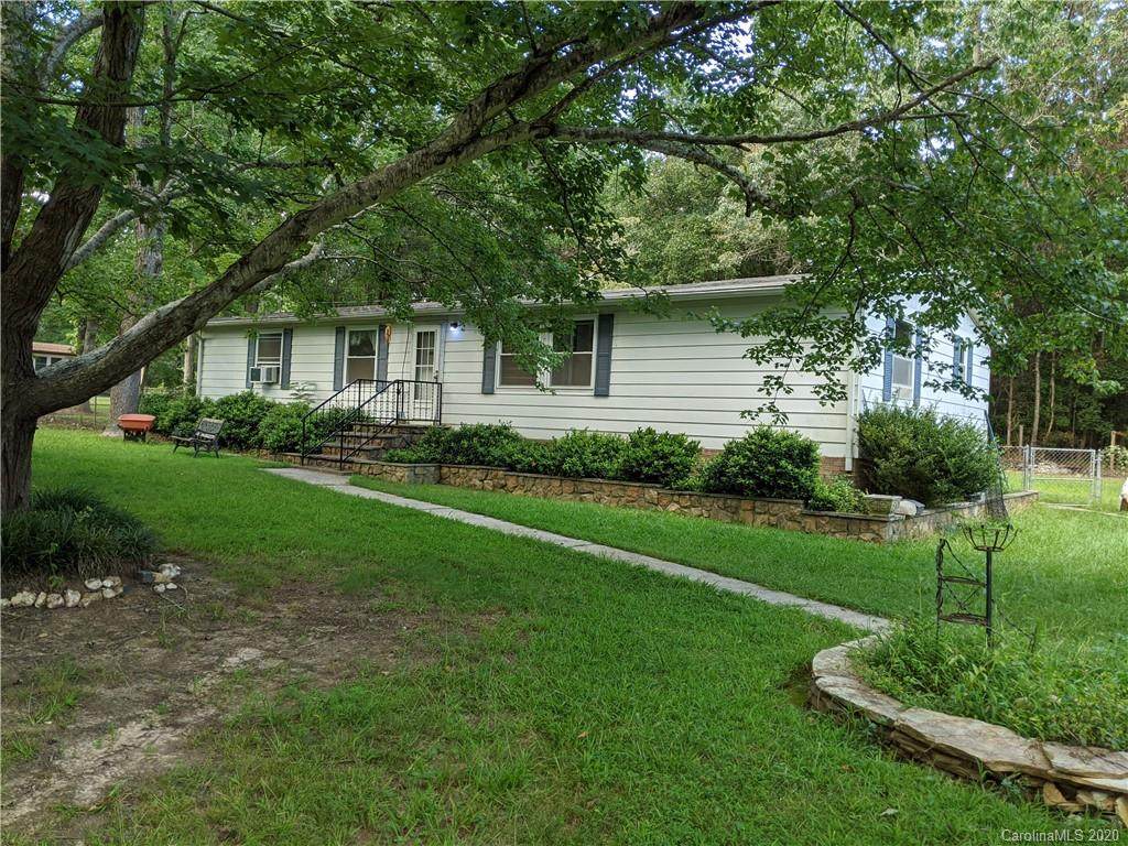 3416 Carolyn Lane - Photo 1