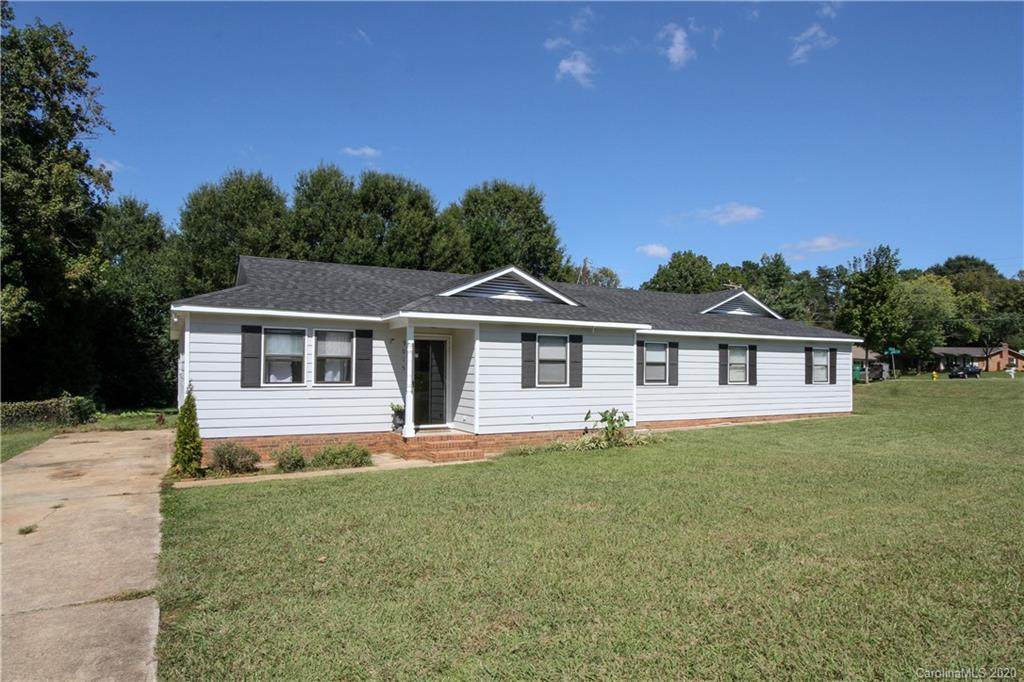 9015 Gladden Court - Photo 1