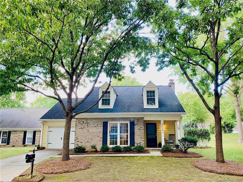 2515 Dalston Lane - Photo 1