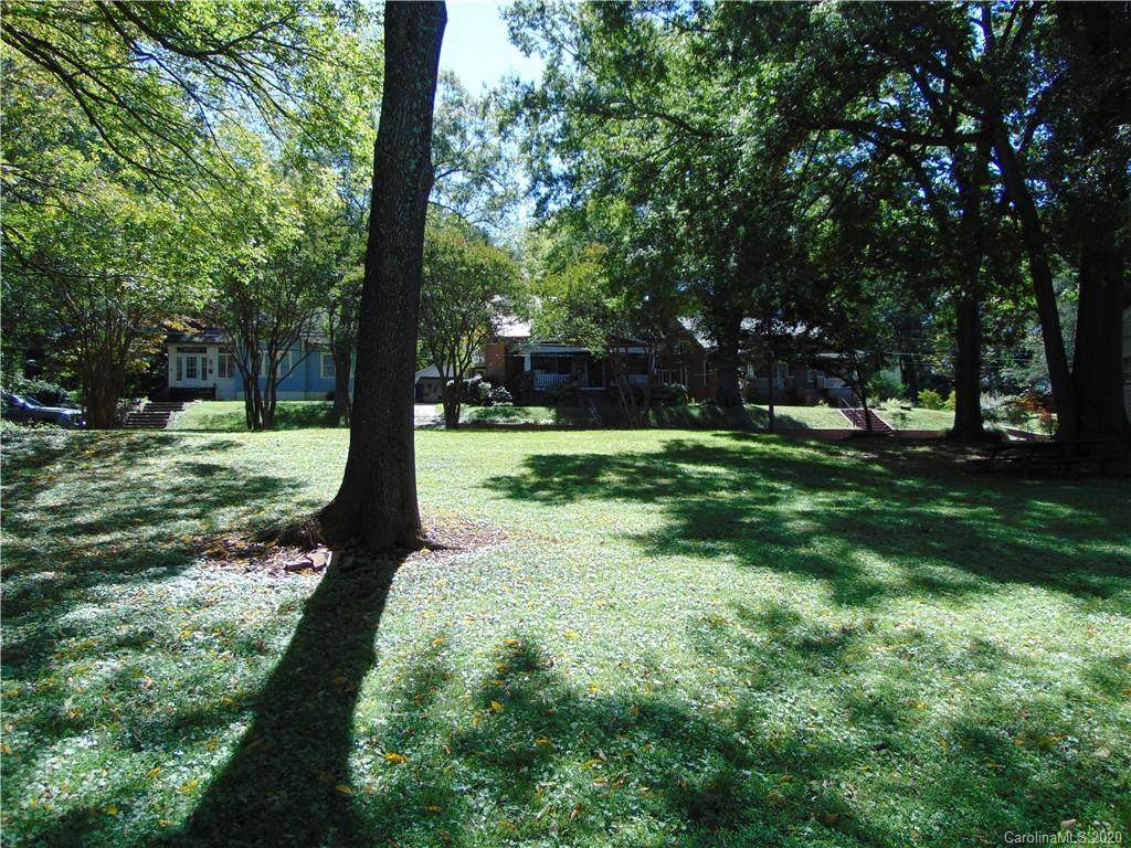 426 Bell Street - Photo 1