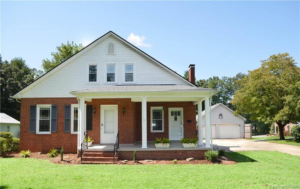 209 Lenoir Road - Photo 1