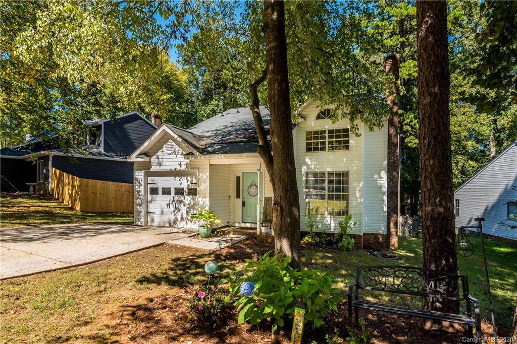 4421 Hounds Run Drive - Photo 1