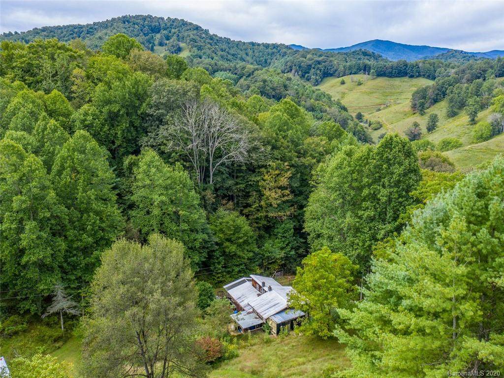 1476 Bee Branch Road - Photo 1