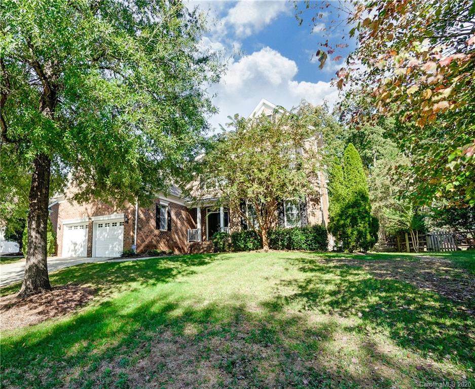718 Ashgrove Lane - Photo 1