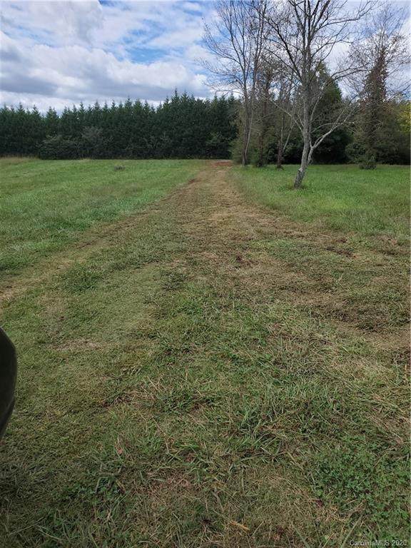168 Suzanne Lane - Photo 1