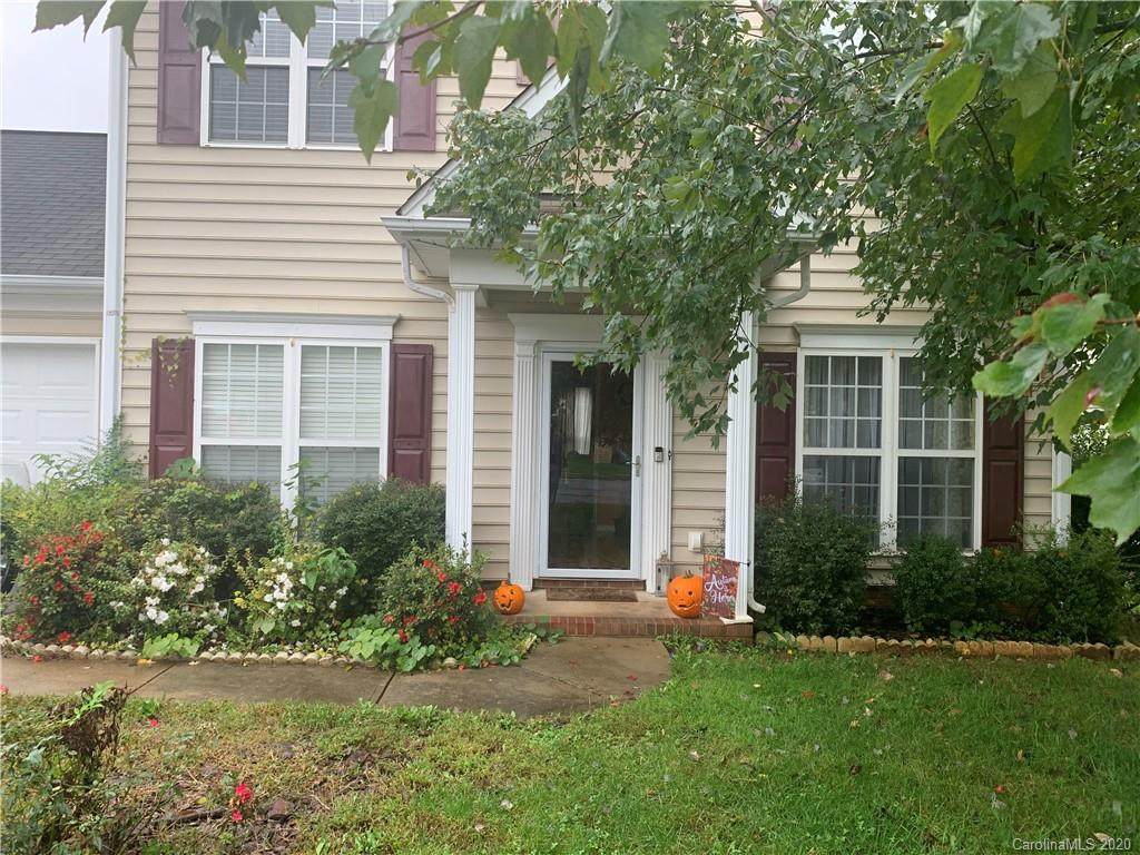 2186 Wexford Way - Photo 1
