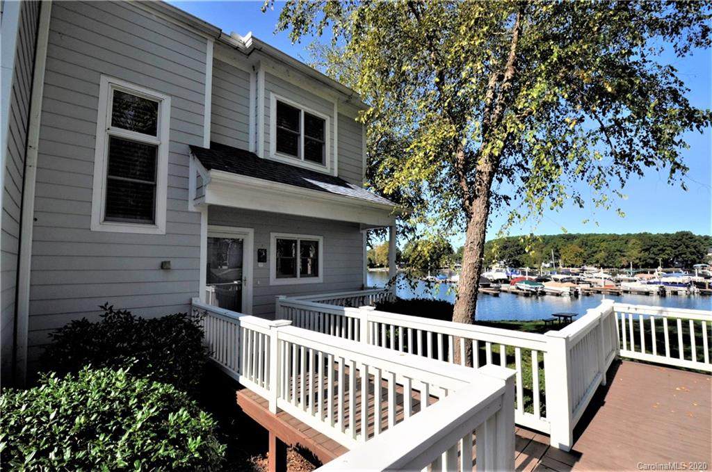 18716 Nautical Drive - Photo 1