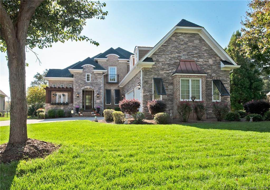 6639 Fox Ridge Circle - Photo 1