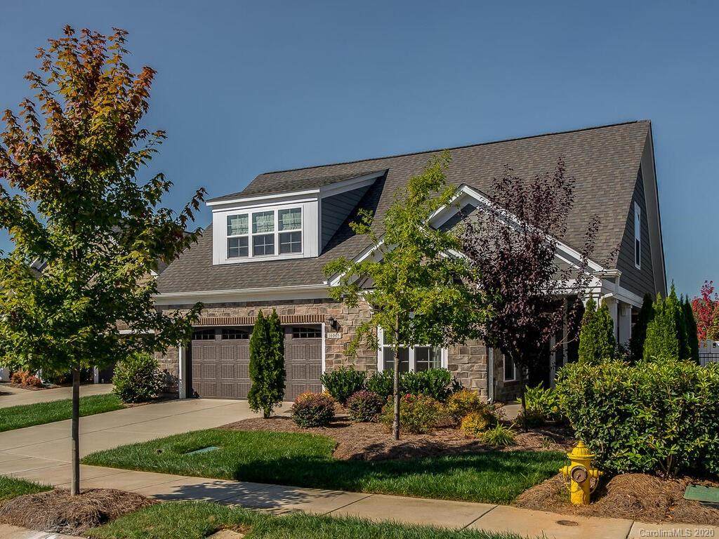 16005 Lakeside Loop Lane - Photo 1