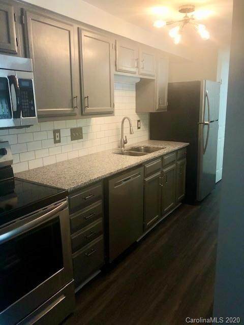1634 Arlyn Circle - Photo 1