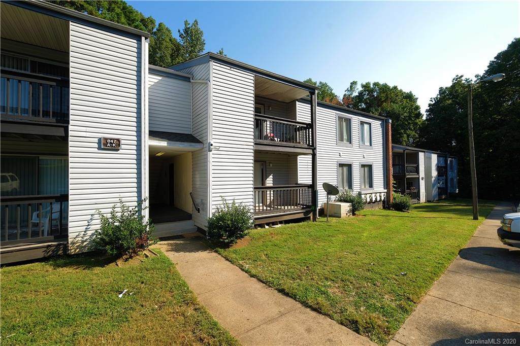 847 Farmhurst Drive - Photo 1