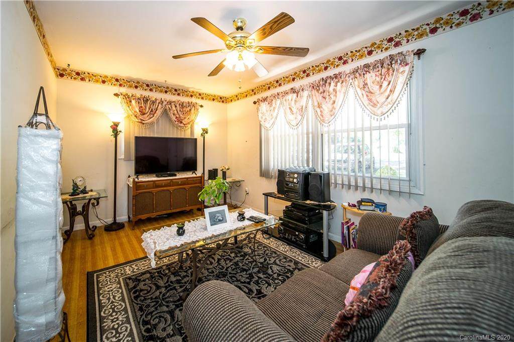 248 Shumaker Drive - Photo 1