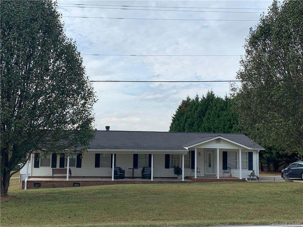 1413 Stony Point Road - Photo 1