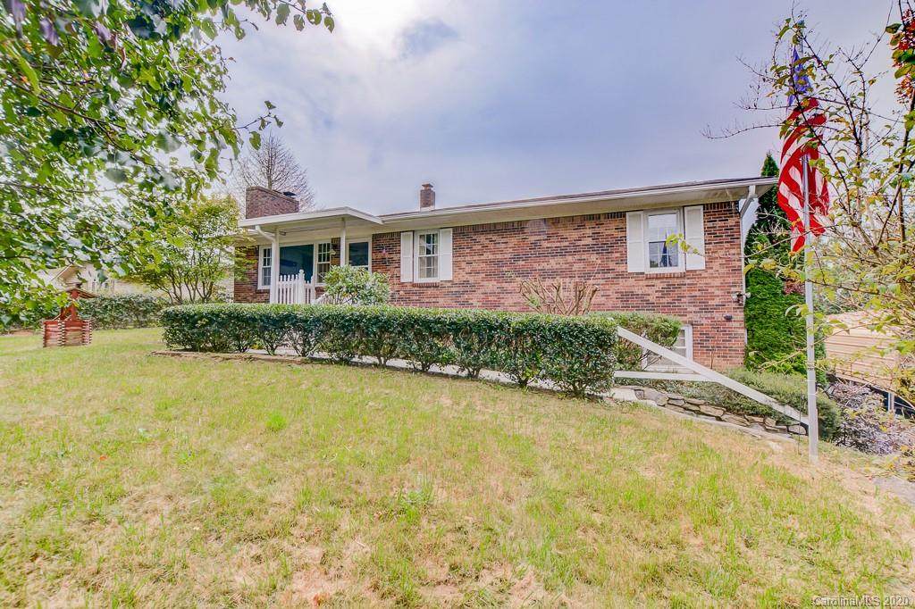 403 Crest Road - Photo 1