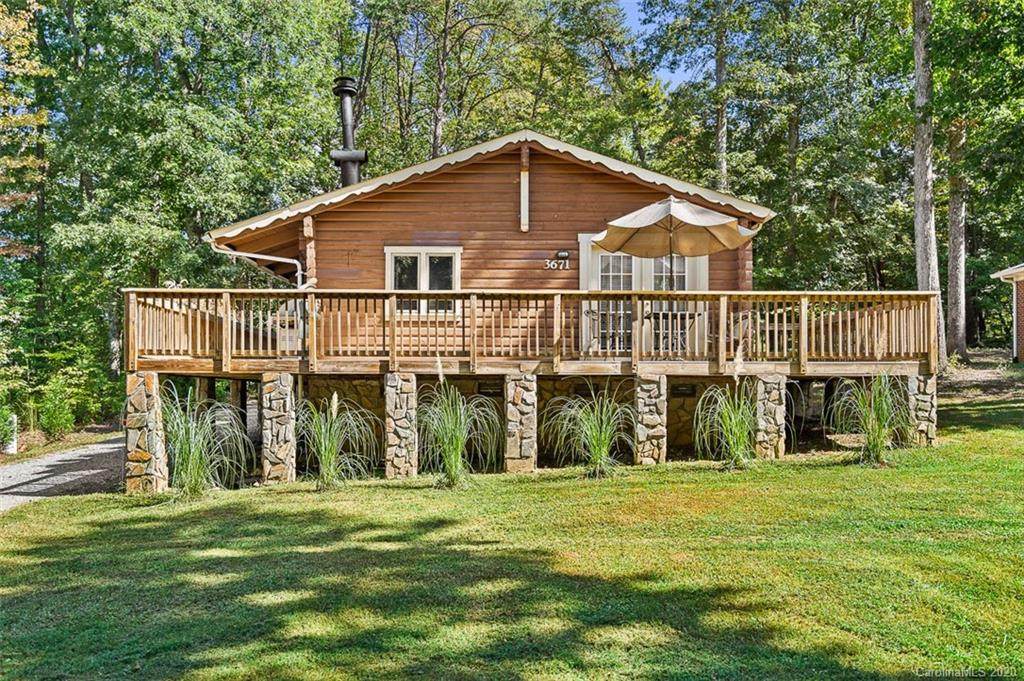 3671 Shannon Loop - Photo 1