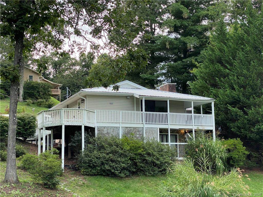 406 Hickory Hill Drive - Photo 1