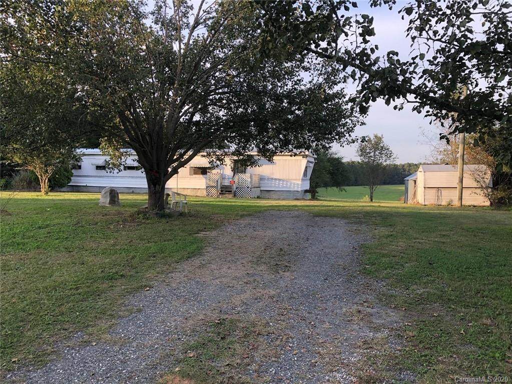 1733 Canal Road - Photo 1