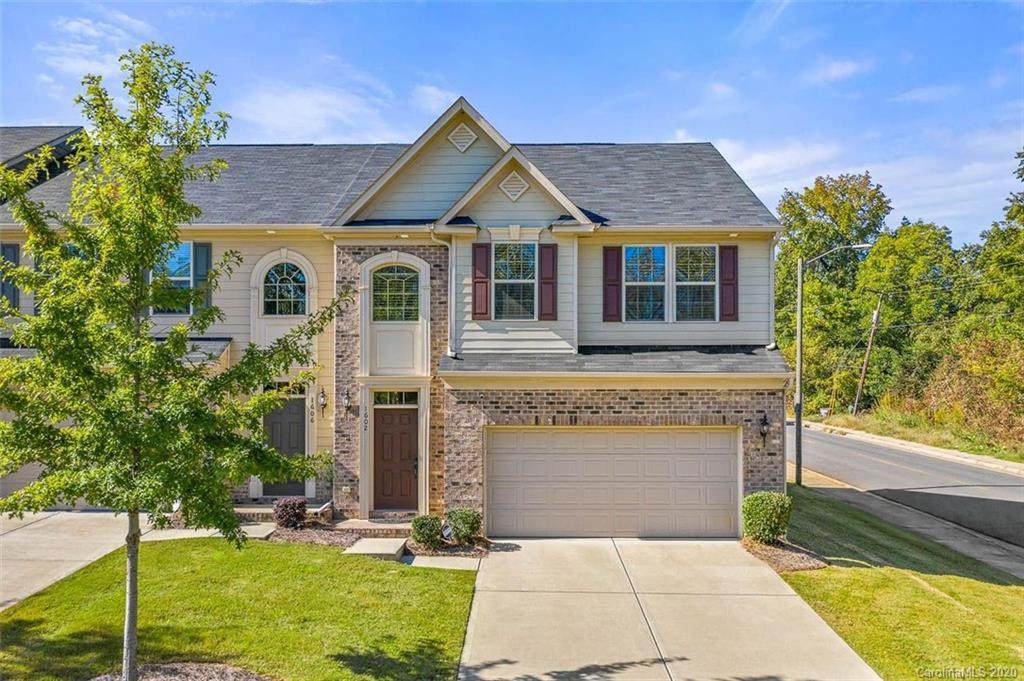 1602 Fleetwood Drive - Photo 1