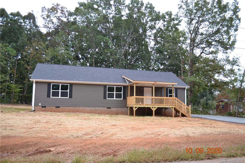 105 Sarah Avenue - Photo 1