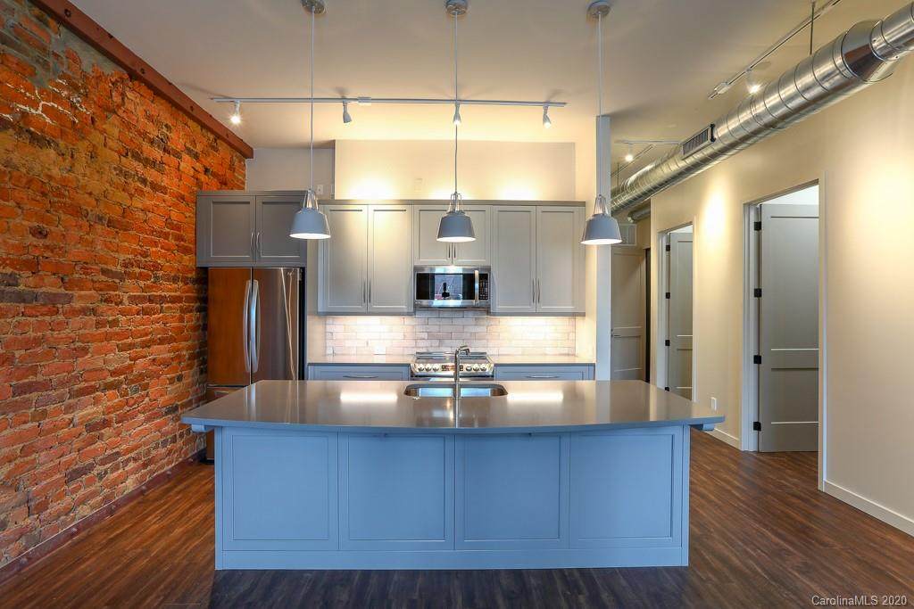27 Biltmore Avenue - Photo 1