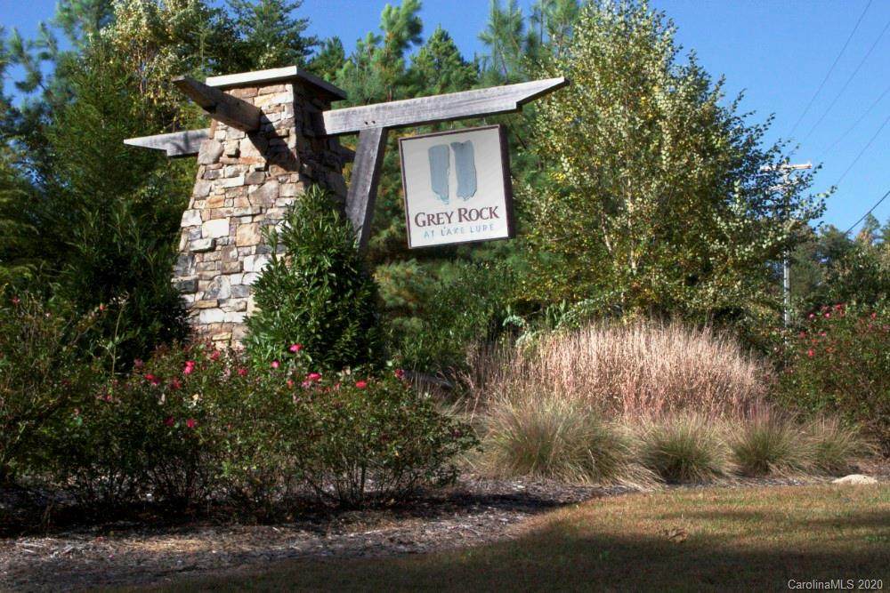 138 Grey Rock Parkway - Photo 1