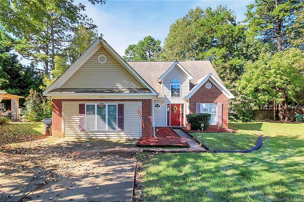 7204 Petal Court - Photo 1